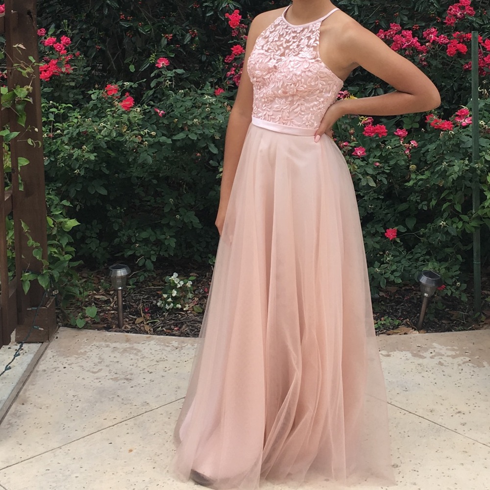 Dress - Picture 3 of 3